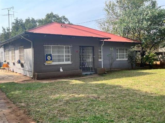 3 Bedroom House for sale in Three Rivers