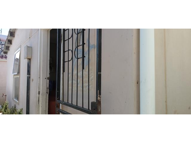 2 Bedroom House for sale in Lourensia Park