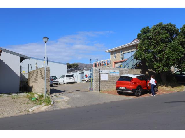 68m² Commercial space to let in Mansfield Industrial