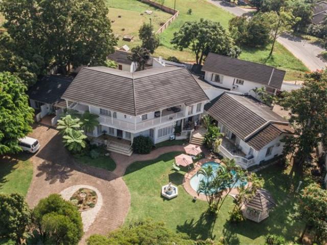 11 Bedroom House for sale in White River Central