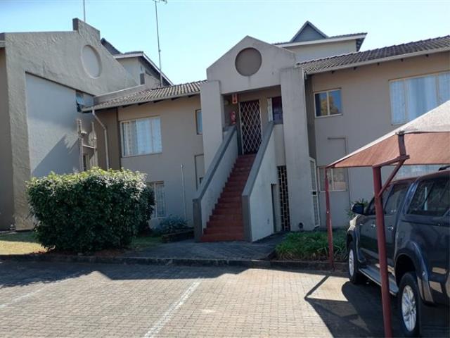 2 Bedroom Apartment for sale in Kingsview