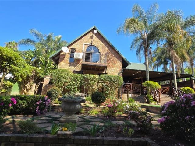 6 Bedroom House for sale in Kingsview