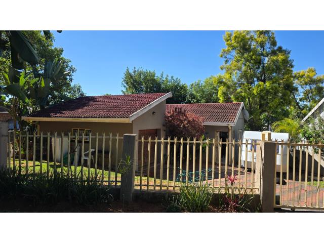 3 Bedroom House for sale in Kingsview