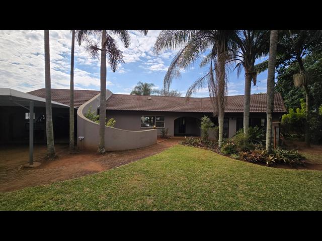 4 Bedroom House for sale in Kingsview
