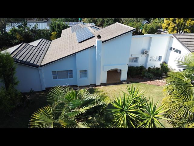 6 Bedroom House for sale in Kingsview