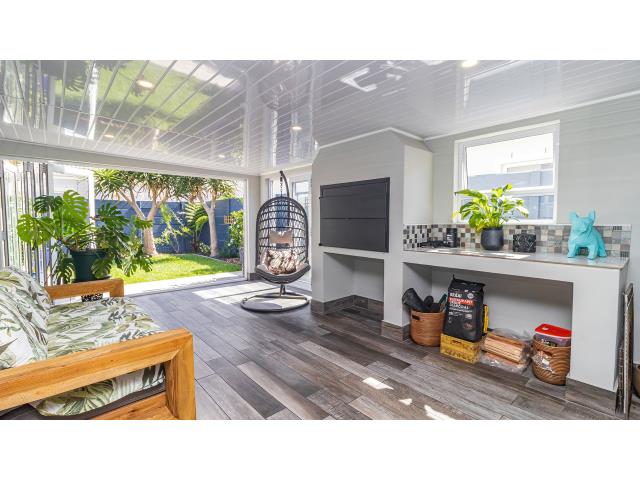 4 Bedroom House for sale in Sunningdale