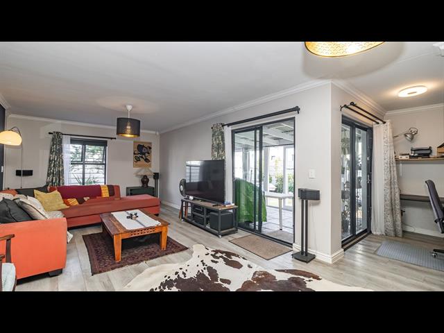 3 Bedroom House for sale in Sunningdale