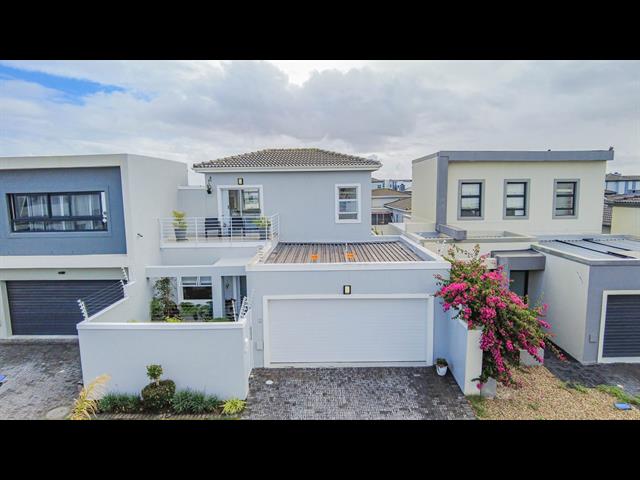 3 Bedroom House for sale in Sandown