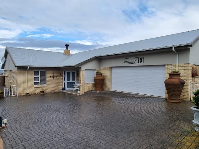 3 Bedroom House for sale in Monte Christo