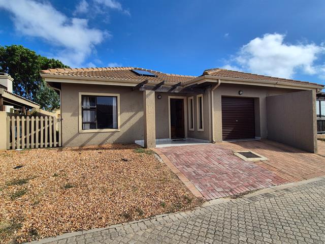 2 Bedroom House for sale in Dana Bay