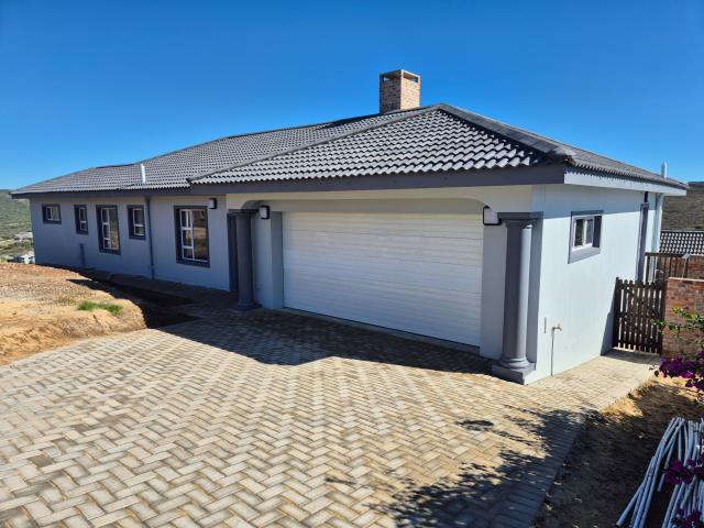 3 Bedroom House for sale in Seemeeu Park