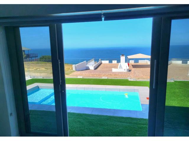 3 Bedroom House for sale in Dana Bay