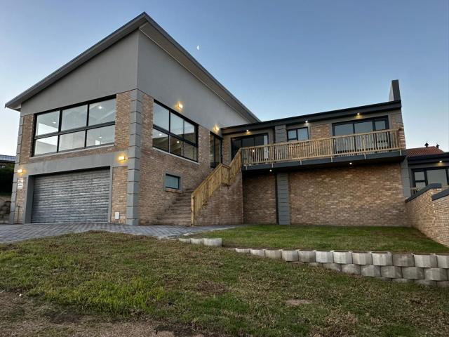 3 Bedroom House for sale in Dana Bay