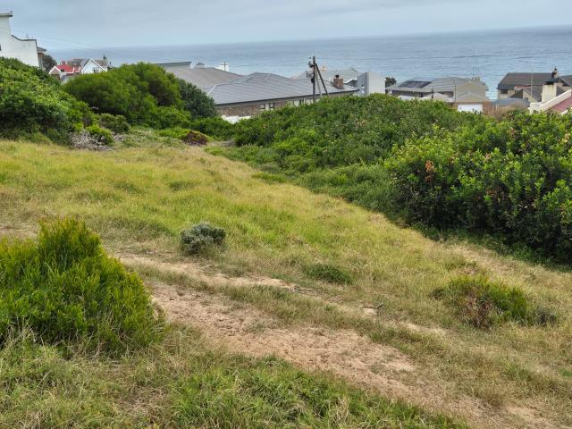 Land for sale in Dana Bay