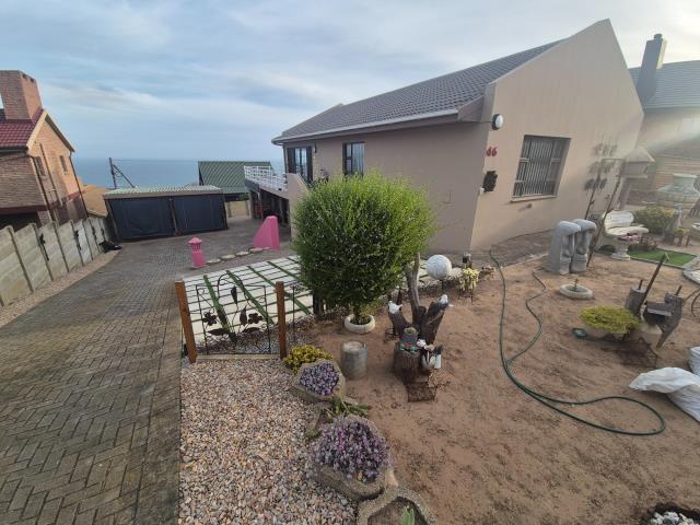 4 Bedroom House for sale in Dana Bay