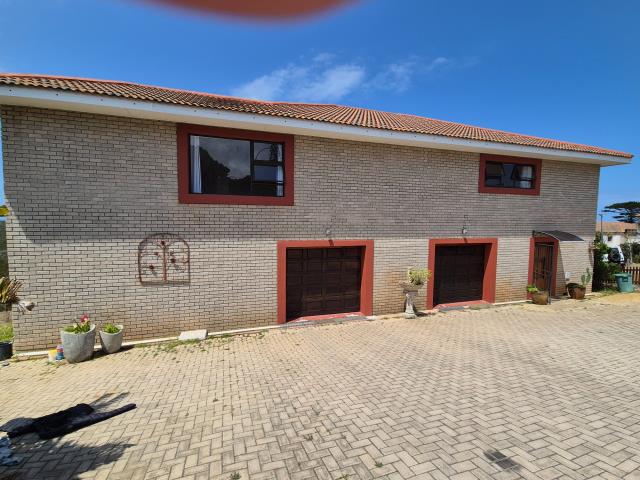 3 Bedroom House for sale in Dana Bay