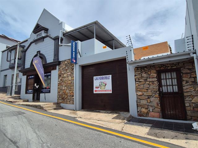 185m² Commercial space for sale in Mossel Bay Central