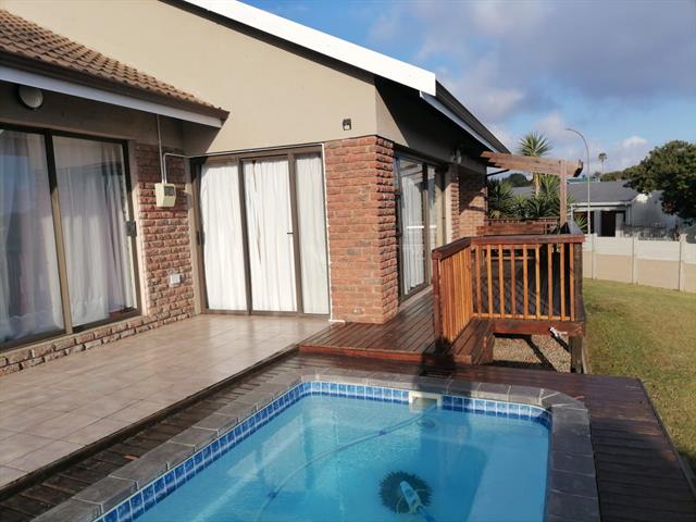 3 Bedroom House for sale in Dana Bay