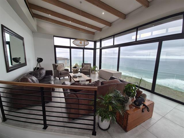  for sale in Paradise Coast