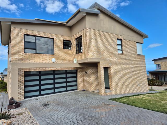 3 Bedroom House to let in Blue Ridge