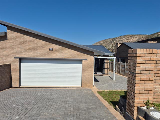 3 Bedroom House for sale in Island View