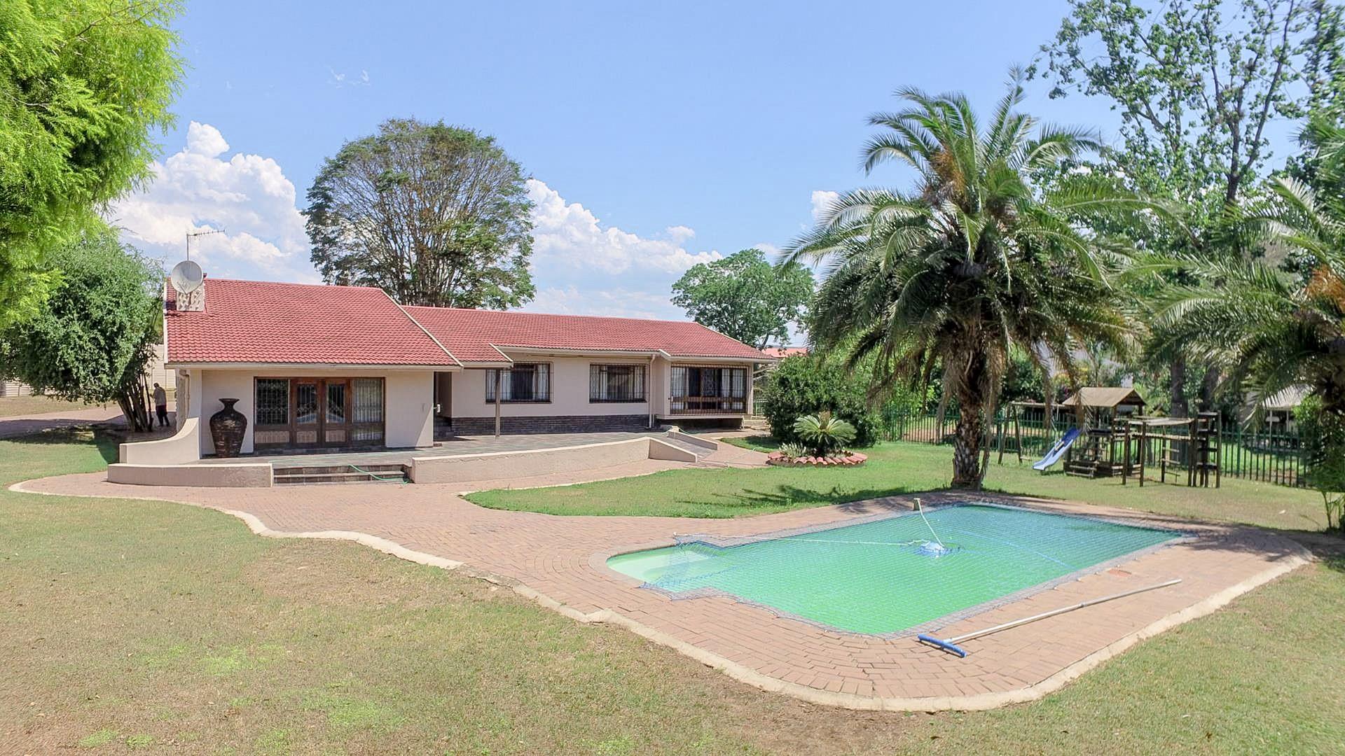 4 Bedroom House For Sale in Ashburton | RE/MAX™ of Southern Africa