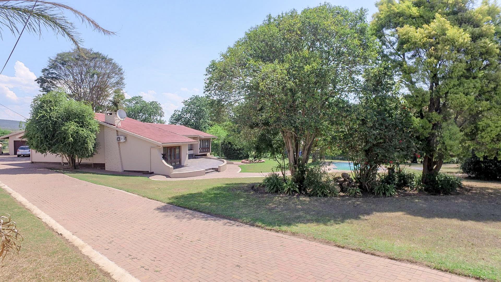 4 Bedroom House For Sale in Ashburton RE/MAX™ of Southern Africa