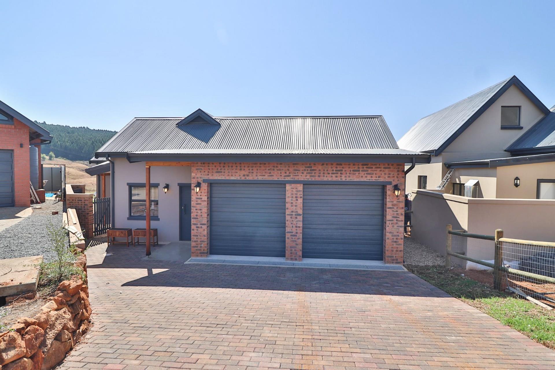 3 Bedroom House For Sale in St Johns Village RE/MAX™ of Southern Africa