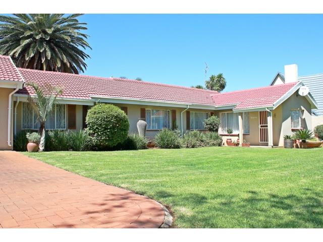 Property and houses for sale in Farrarmere, Benoni | RE/MAX