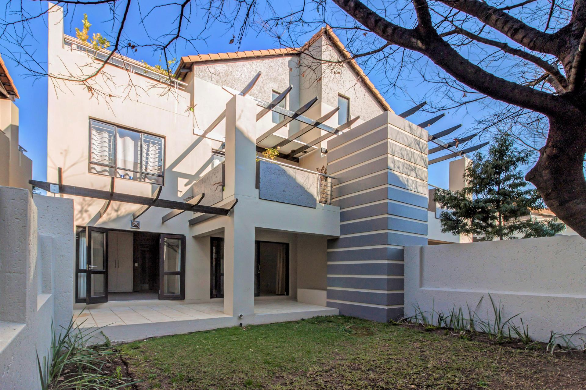 Property for sale in Lonehill RE/MAX™ of Southern Africa