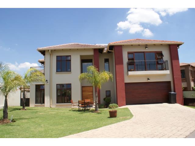 Property and Houses For Sale in Glen Eagle Estate, Kempton Park