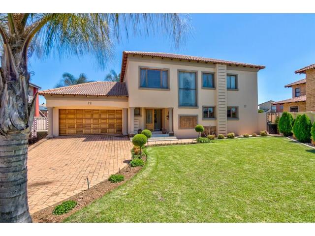 Property and Houses For Sale in Glen Eagle Estate, Kempton Park