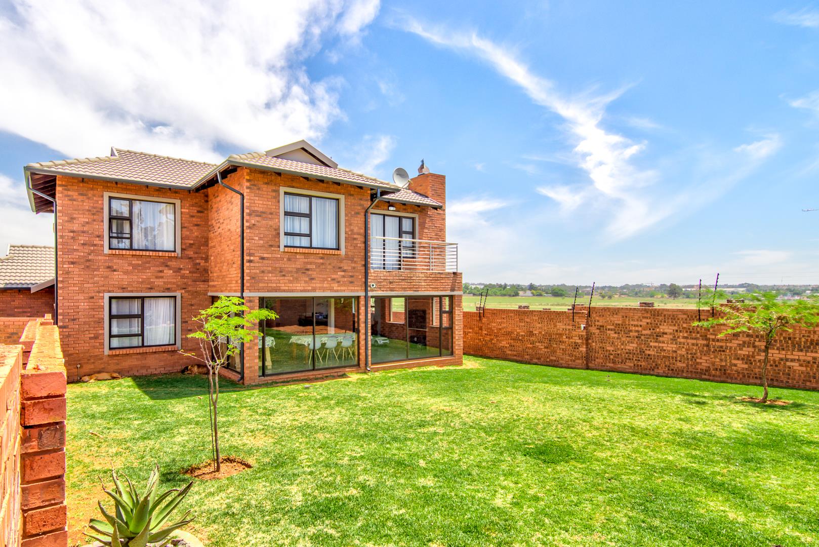 3 Bedroom House For Sale in Pomona RE/MAX™ of Southern Africa