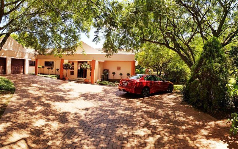 Property for sale in Benoni Small Farms RE/MAX™ of Southern Africa