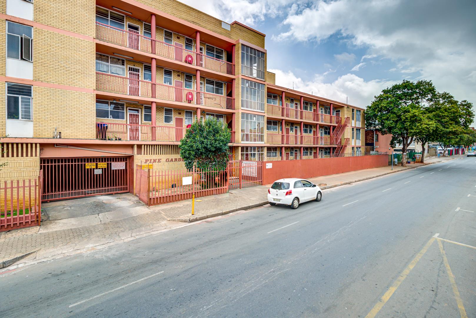 2 Bedroom Apartment / Flat For Sale in Kempton Park Central | RE/MAX