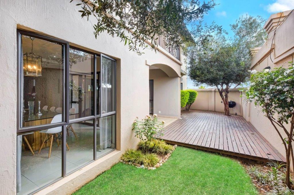 2 Bedroom House For Sale in Morningside | RE/MAX™ of Southern Africa