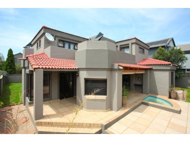 Property and Houses For Sale in Honeydew Ridge, Roodepoort | RE/MAX