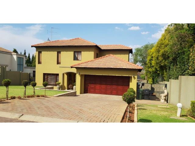 Property and houses for sale in Featherbrooke Estate, Gauteng | RE/MAX