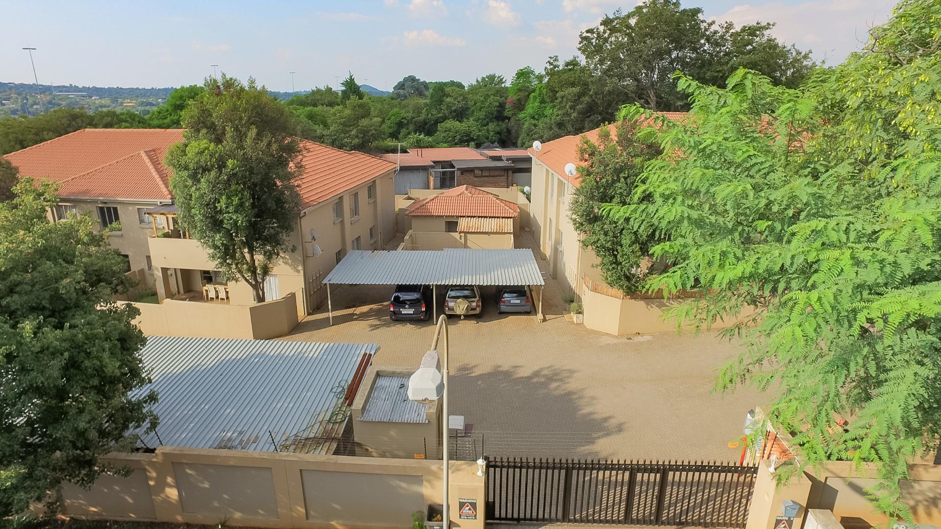 Property to rent in Fairland RE/MAX™ of Southern Africa