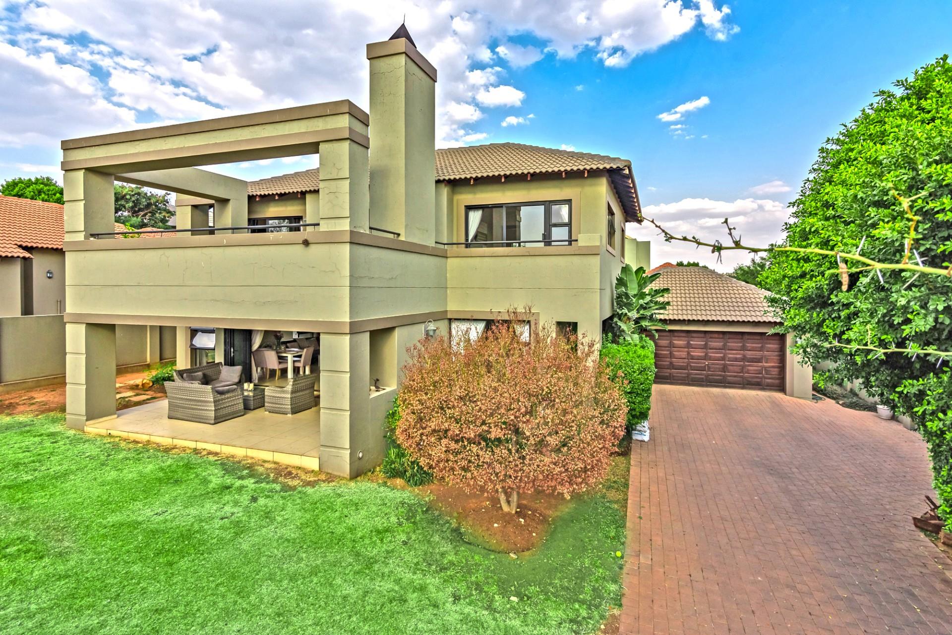 Property to rent in Eagle Canyon Golf Estate RE/MAX™ of Southern Africa
