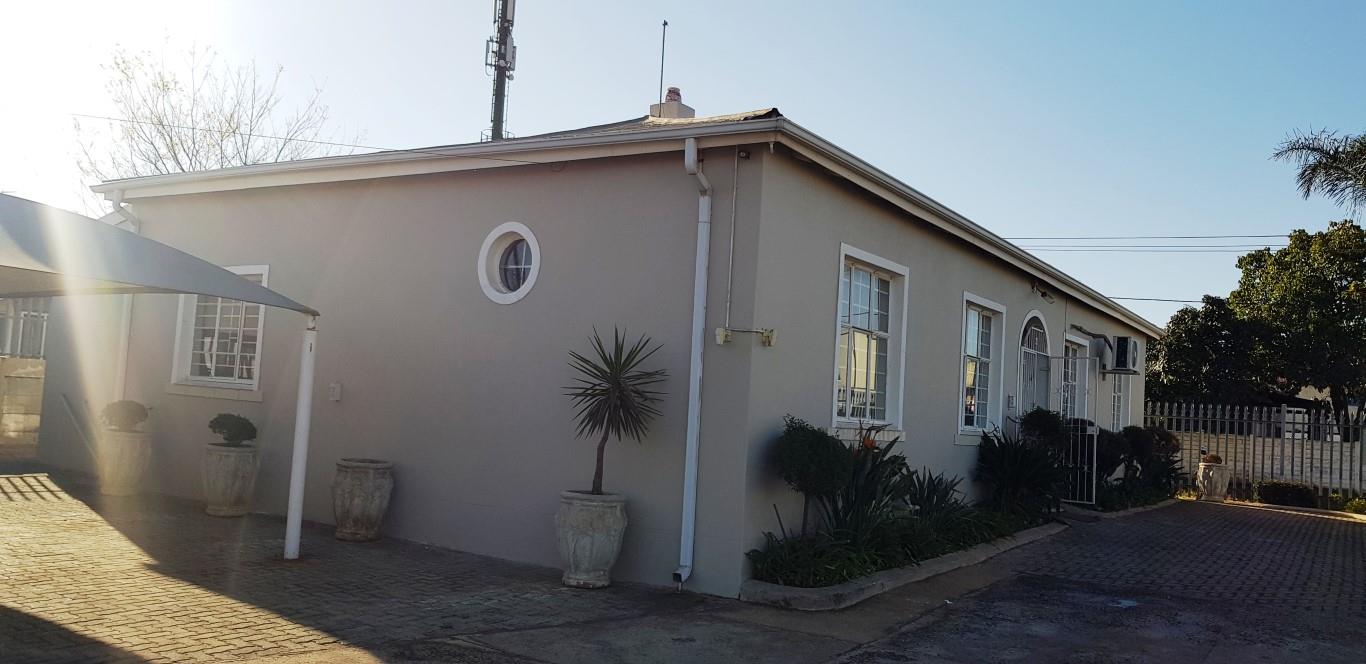 Property for sale in Krugersdorp West RE/MAX™ of Southern Africa