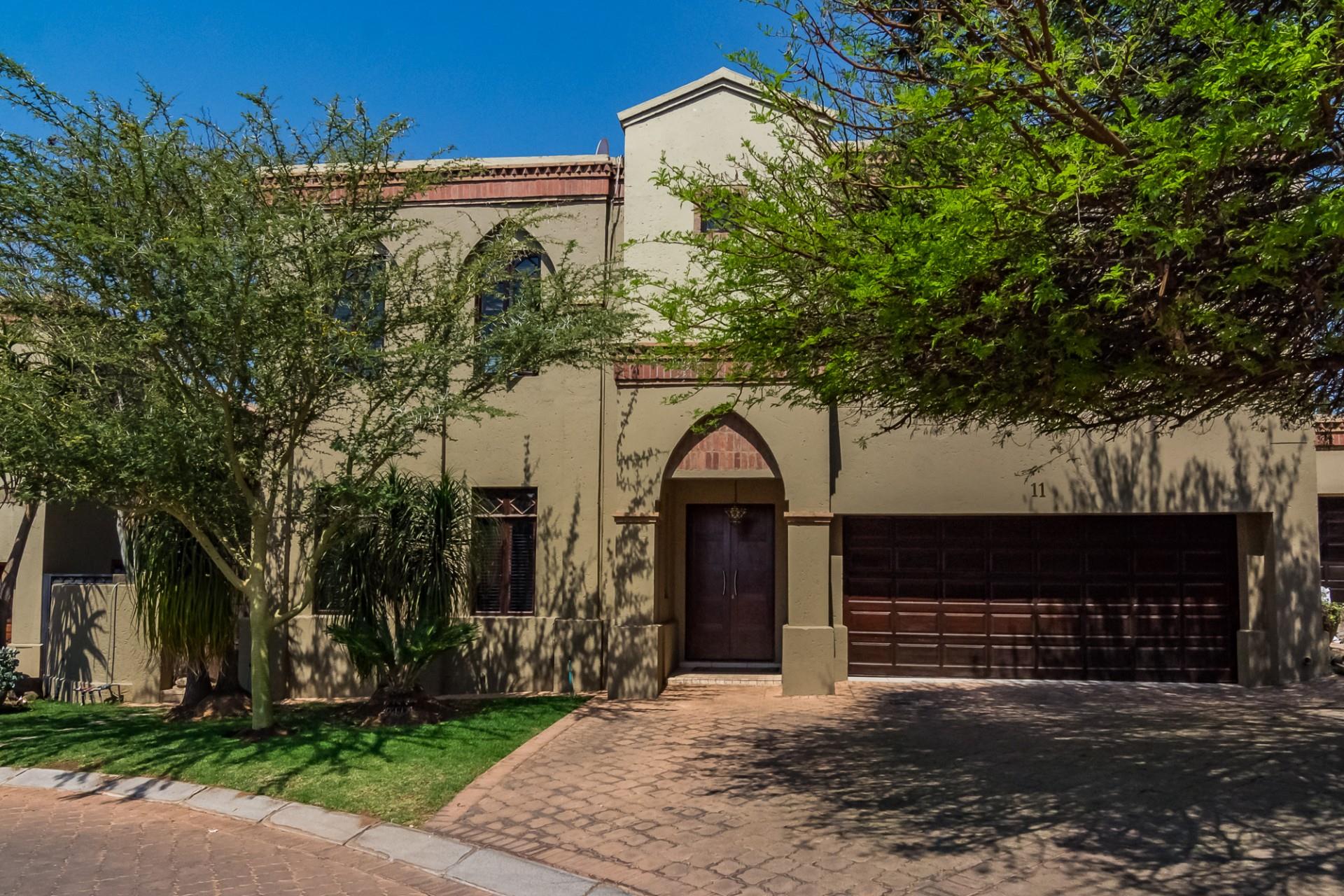 Property for sale in Eagle Canyon Golf Estate RE/MAX™ of Southern Africa