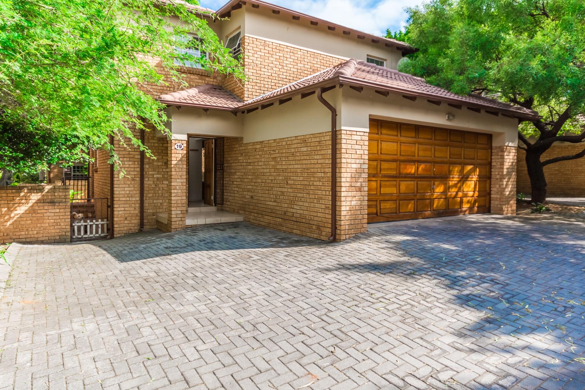 Property for sale in Honeydew Ridge RE/MAX™ of Southern Africa