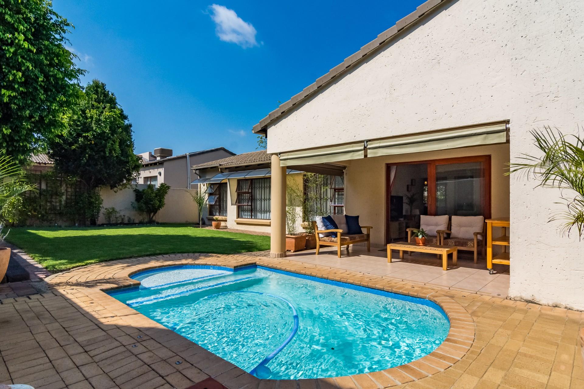 3 Bedroom House For Sale in Radiokop | RE/MAX™ of Southern Africa