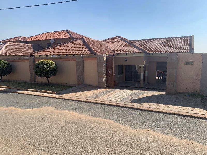 Property for sale in Cosmo City RE/MAX™ of Southern Africa