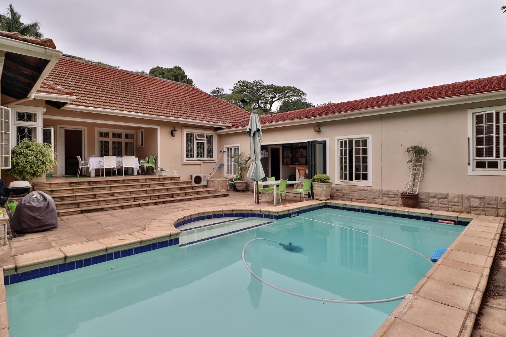 5 Bedroom House For Sale in Durban North RE/MAX™ of Southern Africa