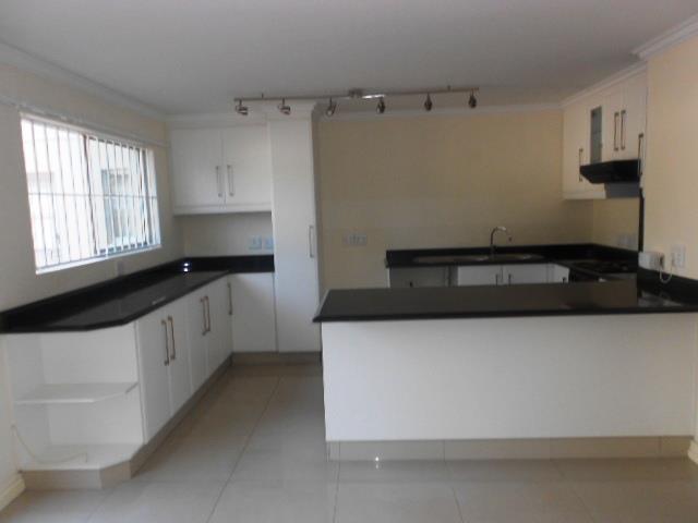 1 Bedroom Apartment / Flat To Rent in Durban North
