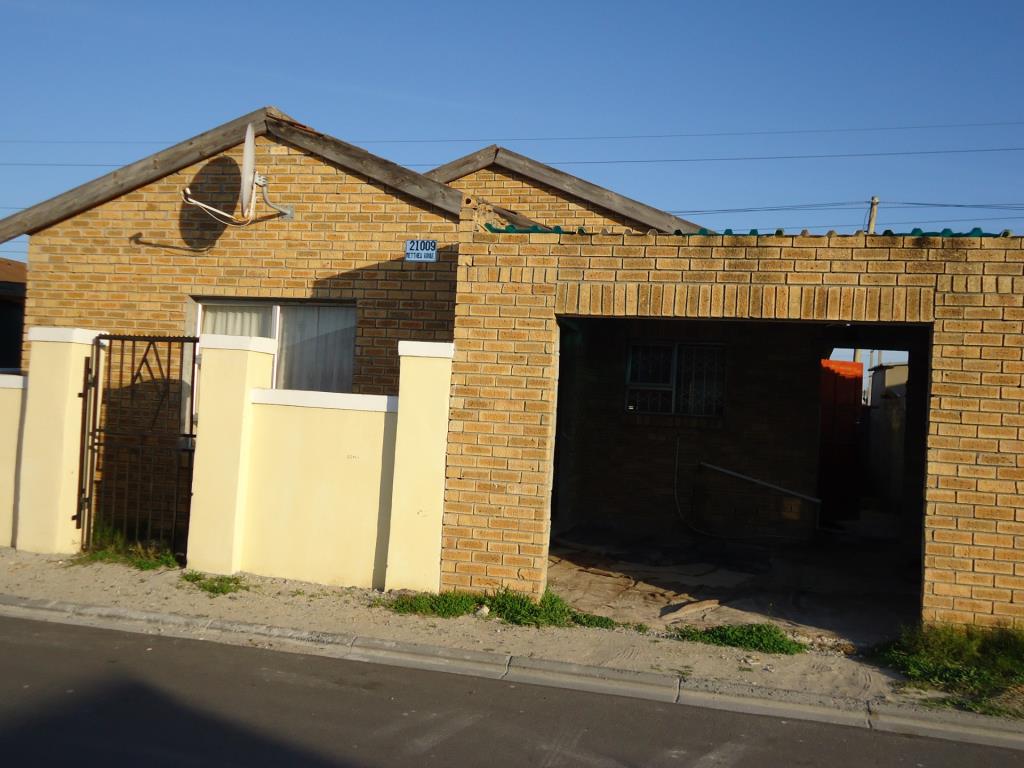 3 bed House For Sale in Mandela Park Ezweni Properties Khayelitsha