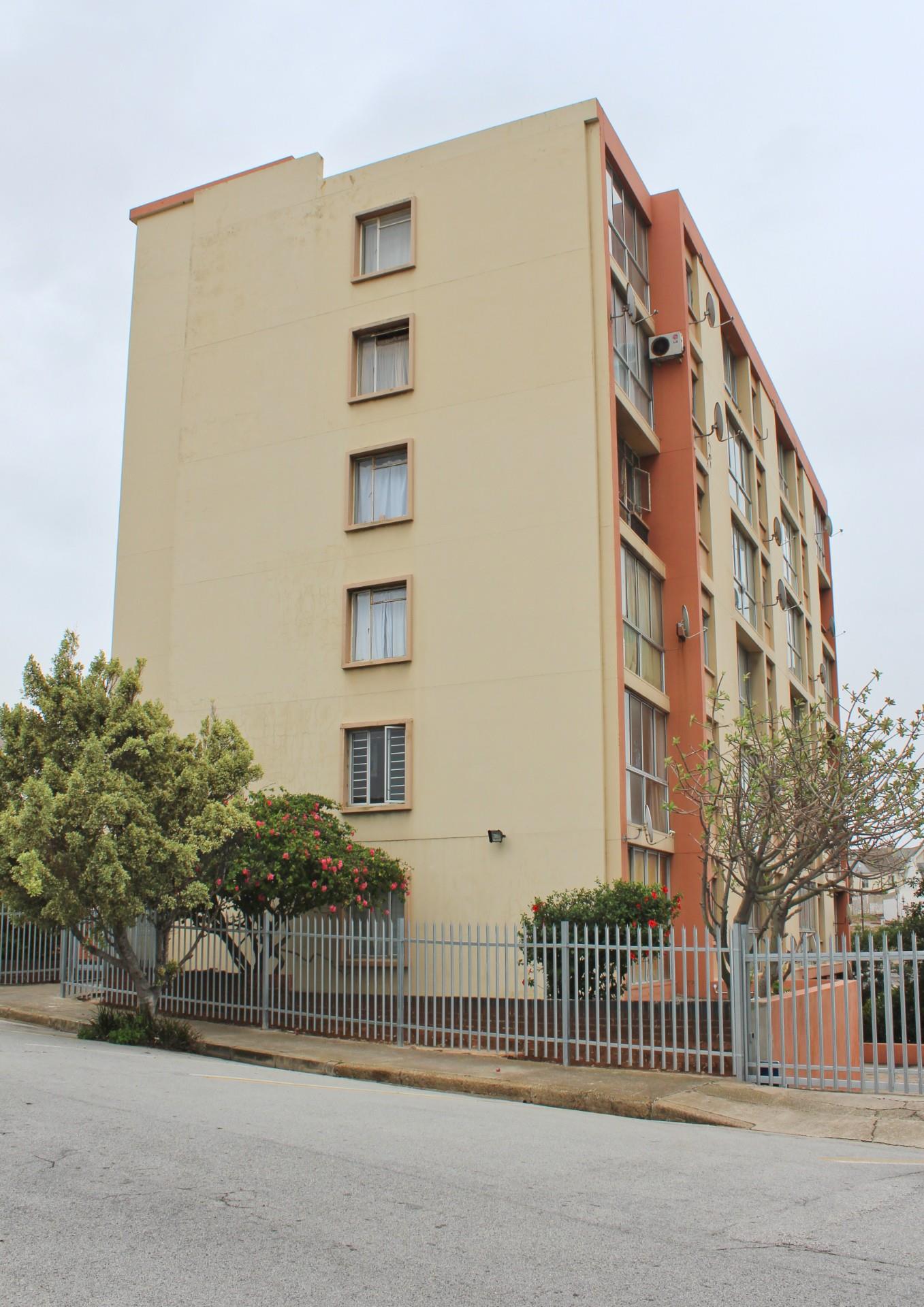 1 Bedroom Apartment / Flat For Sale in Port Elizabeth Central | RE/MAX