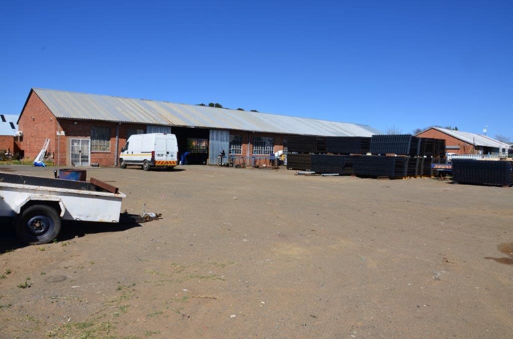 Warehouse in Hamilton For Sale RE/MAX™ of Southern Africa